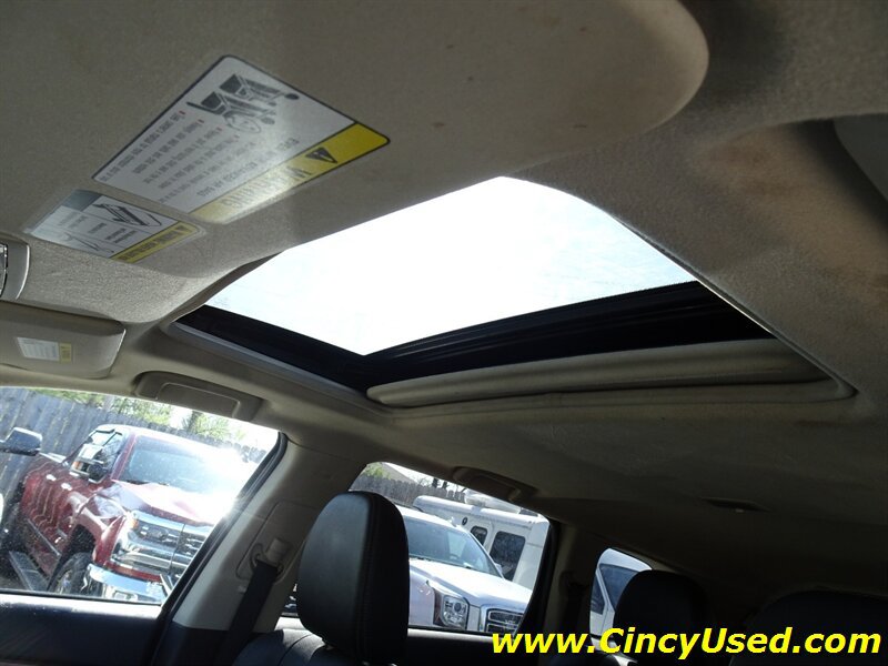 Used 2015 Mitsubishi Outlander GT AWD/4WD image 25