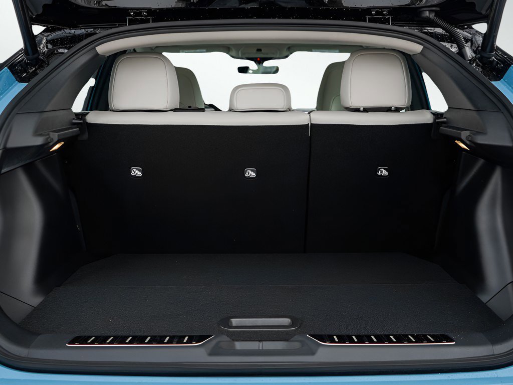 New 2026 Nissan Leaf Platinum+ w/ Illuminated Package image 7