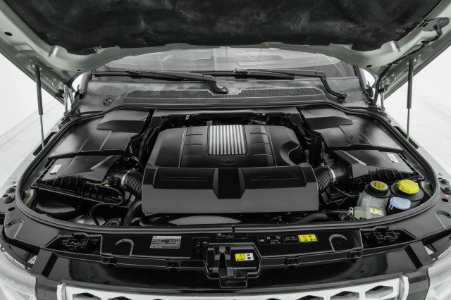 Used 2015 Land Rover LR4 HSE LUX image 57