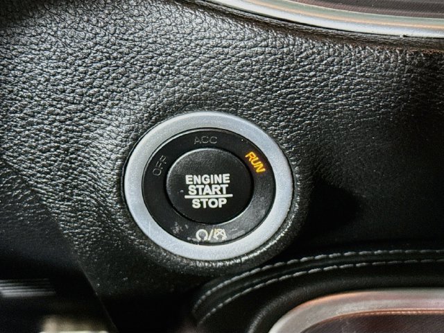 Used 2019 Dodge Challenger R/T Scat Pack RWD image 18