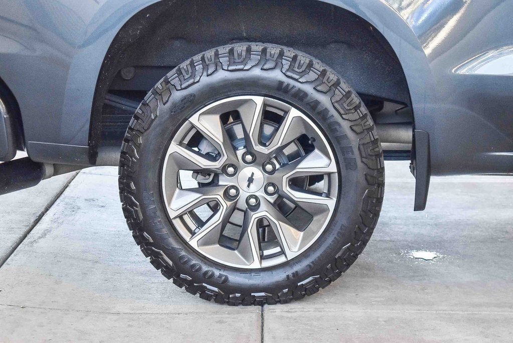 Used 2021 Chevrolet Silverado 1500 RST w/ Bed Protection Package image 11