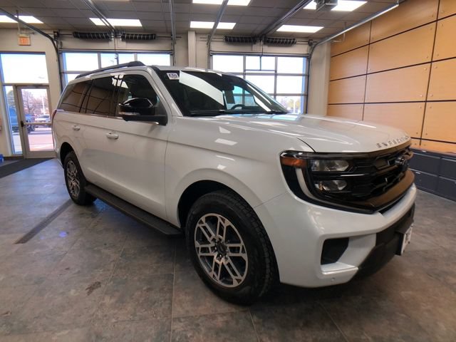 New 2026 Ford Expedition Active AWD/4WD image 1