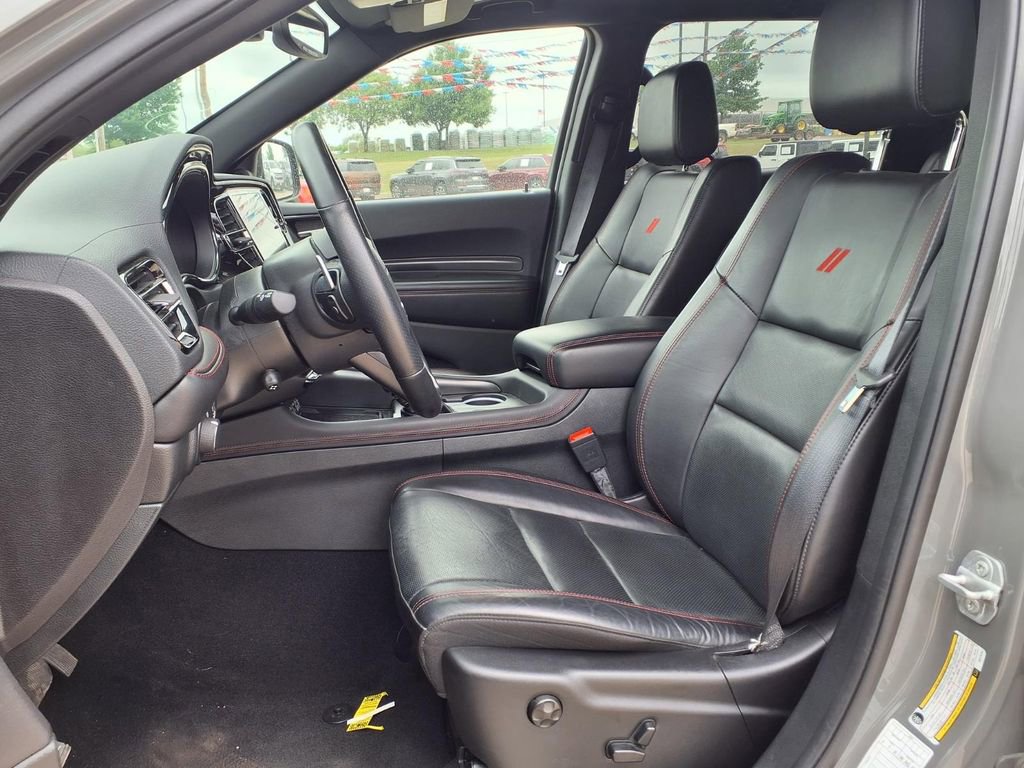 Used 2025 Dodge Durango GT image 13
