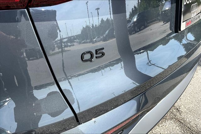 Used 2025 Audi Q5 Premium AWD/4WD image 33