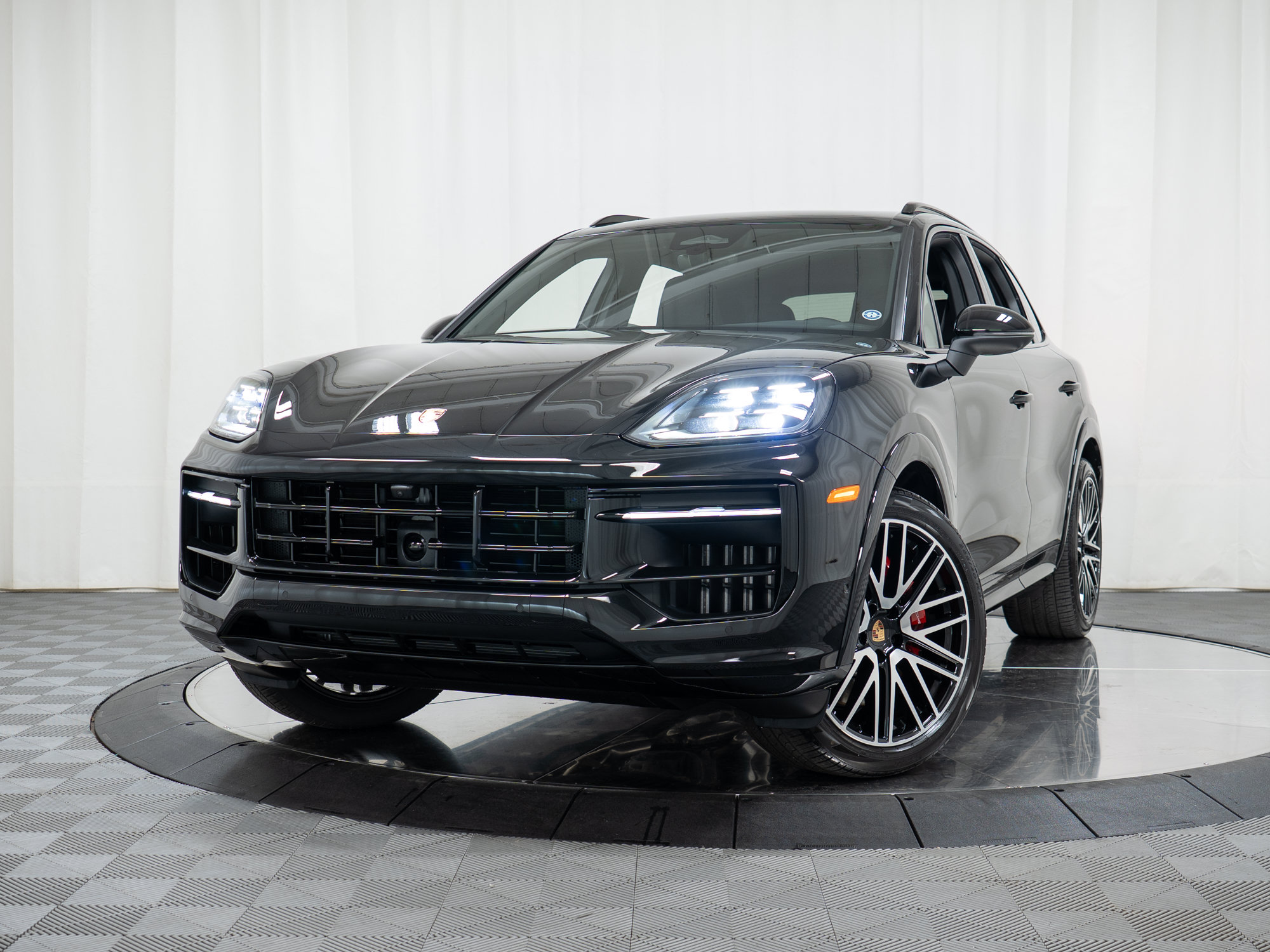 New 2026 Porsche Cayenne S AWD/4WD image 32