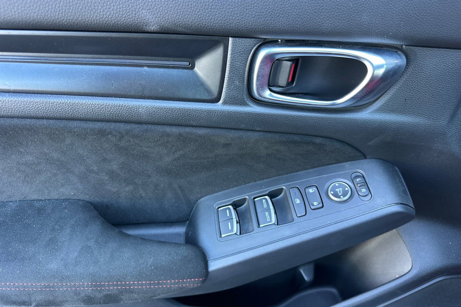 Used 2024 Honda Civic Type R image 9