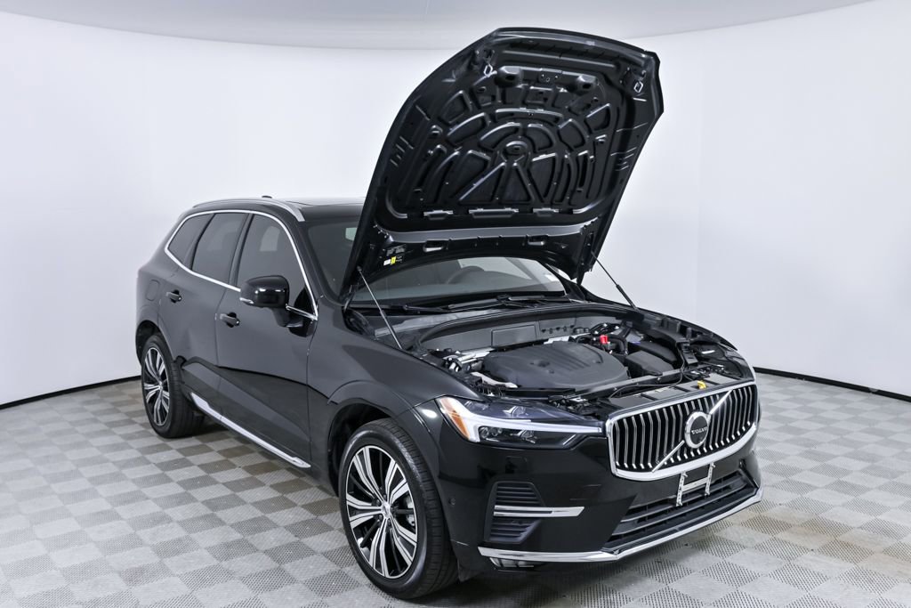 Certified 2023 Volvo XC60 B5 Plus w/ Climate Package image 34