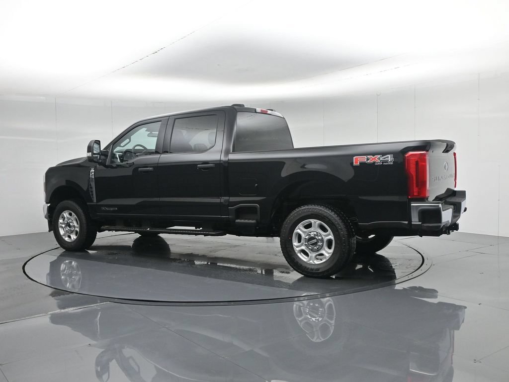 New 2026 Ford F250 XLT w/ FX4 Off-Road Package AWD/4WD image 6