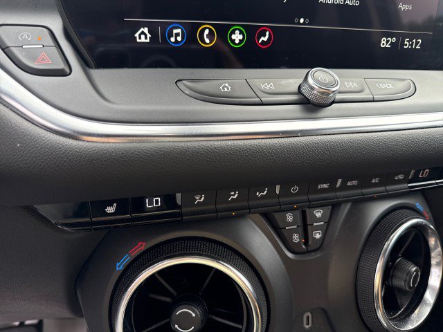 Used 2025 Chevrolet Blazer LT w/ Convenience Package FWD image 22