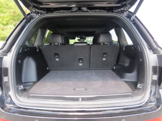 Used 2023 Jeep Grand Cherokee Altitude AWD/4WD image 10