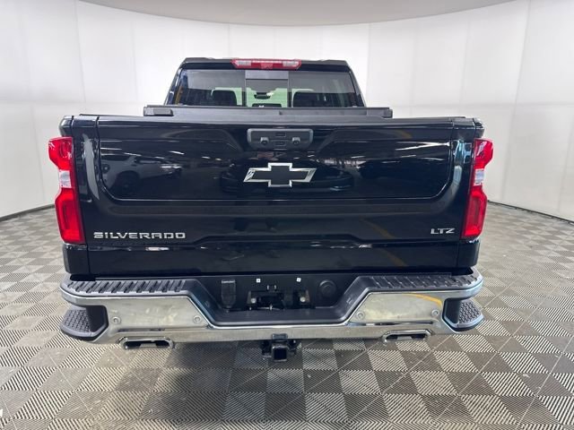 Used 2026 Chevrolet Silverado 1500 LTZ AWD/4WD image 4