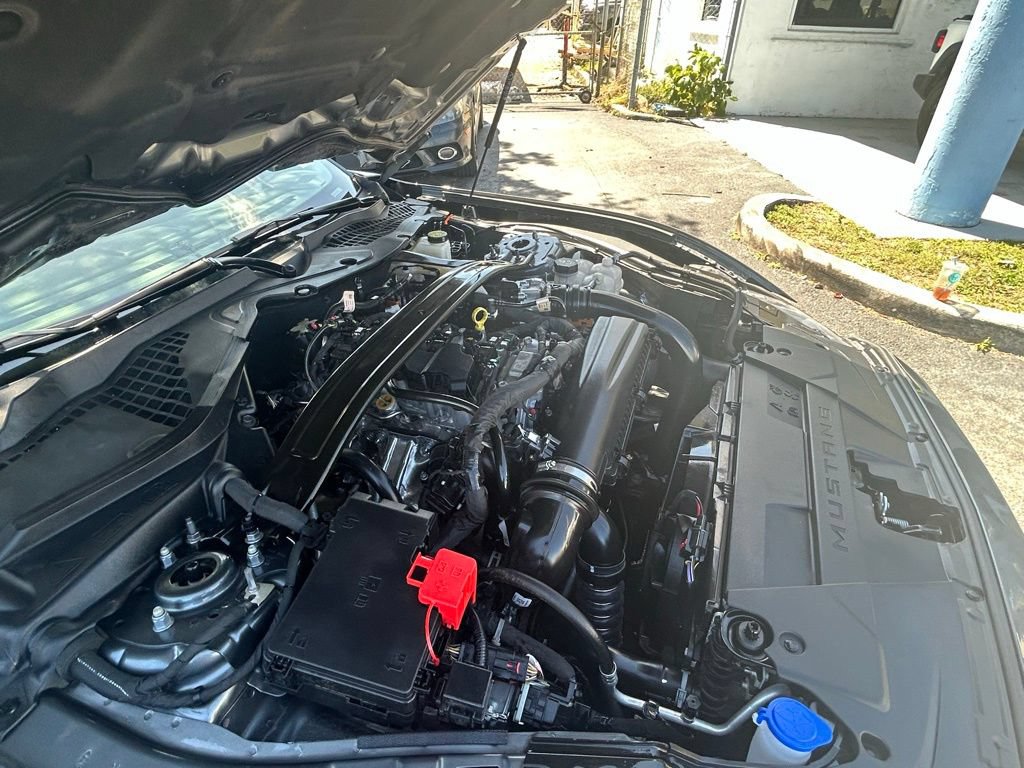 Used 2025 Ford Mustang Premium RWD image 28