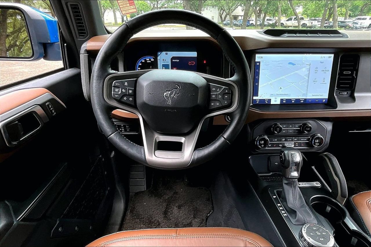 Used 2024 Ford Bronco Outer Banks w/ Sasquatch Package AWD/4WD image 8