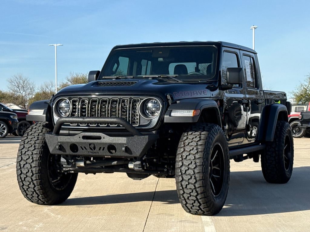 Used 2025 Jeep Gladiator Mojave image 3