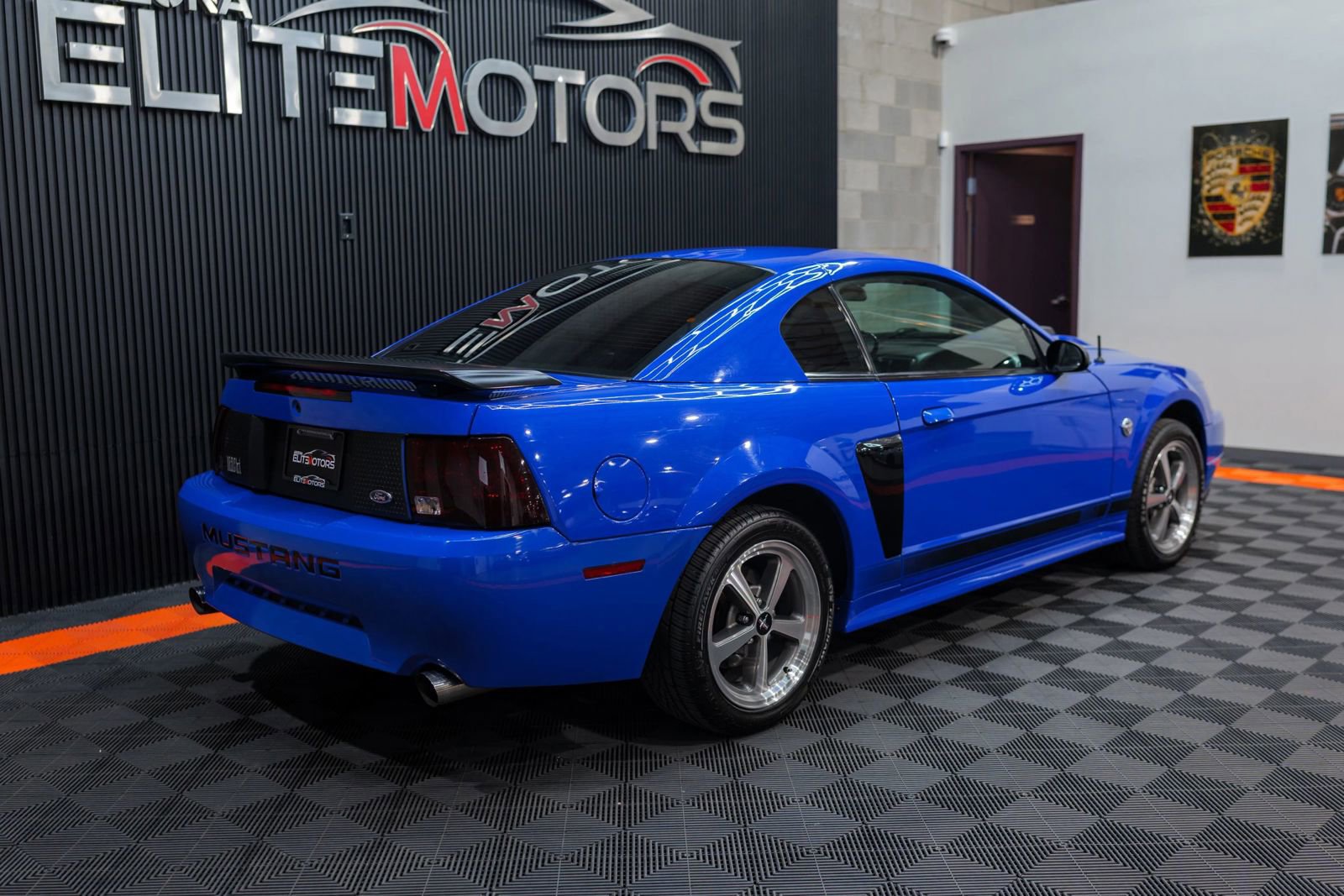 Used 2004 Ford Mustang Mach 1 RWD image 16