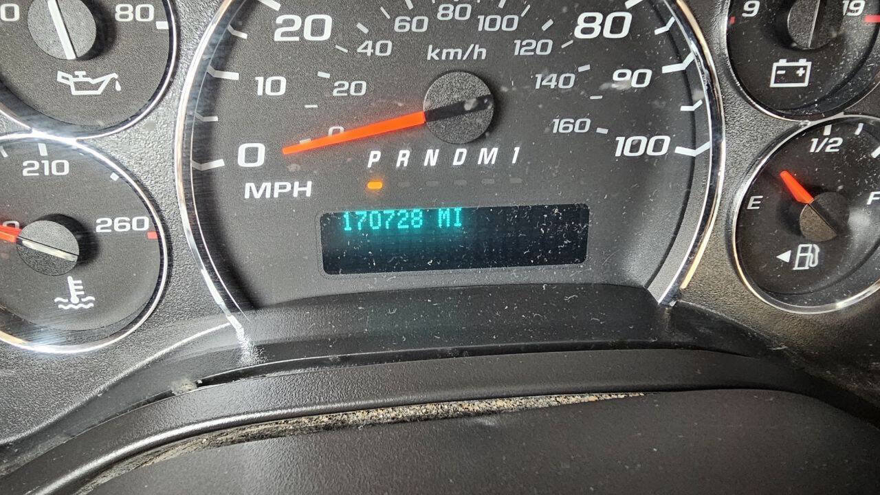 Used 2013 Chevrolet Express 2500 image 6