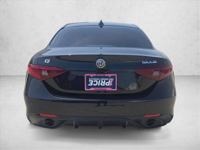 Used 2023 Alfa Romeo Giulia Veloce RWD image 7