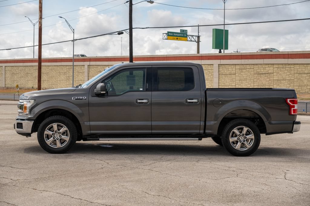 Certified 2018 Ford F150 XLT w/ Equipment Group 302A Luxury RWD image 5