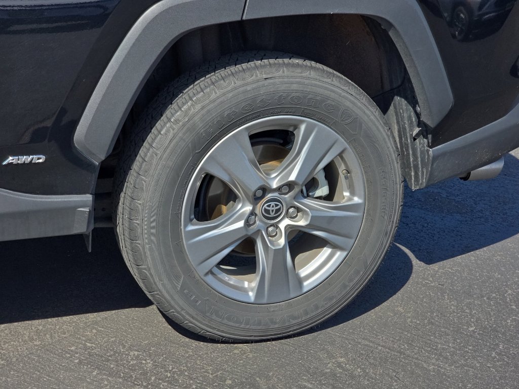 Certified 2025 Toyota RAV4 LE AWD/4WD image 11