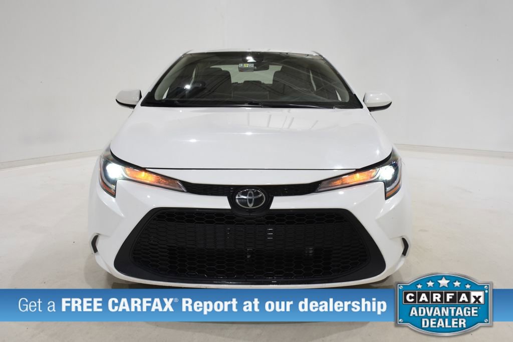 Used 2020 Toyota Corolla LE FWD image 2