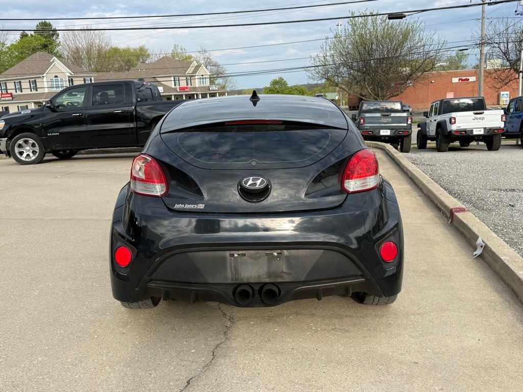 Used 2013 Hyundai Veloster w/ Style Pkg image 7