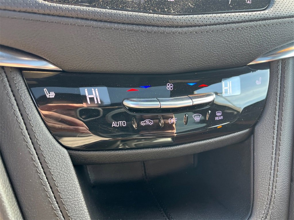 Used 2021 Cadillac XT5 Premium Luxury image 33