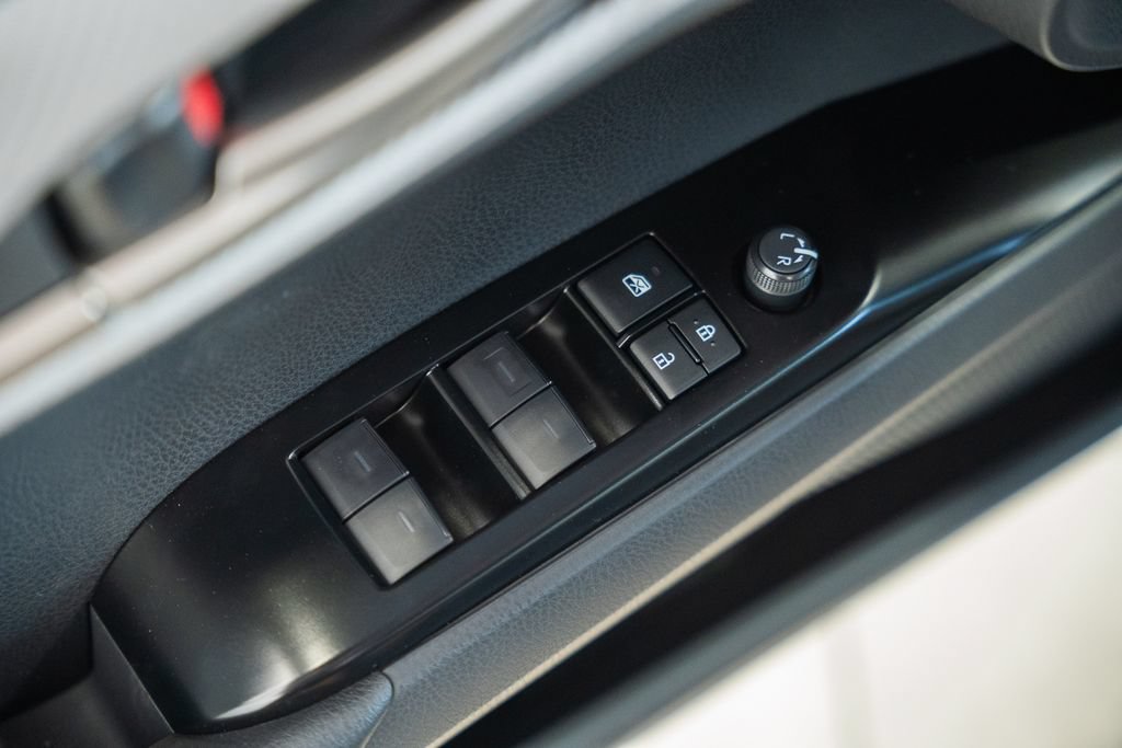 New 2026 Toyota Camry SE FWD image 39