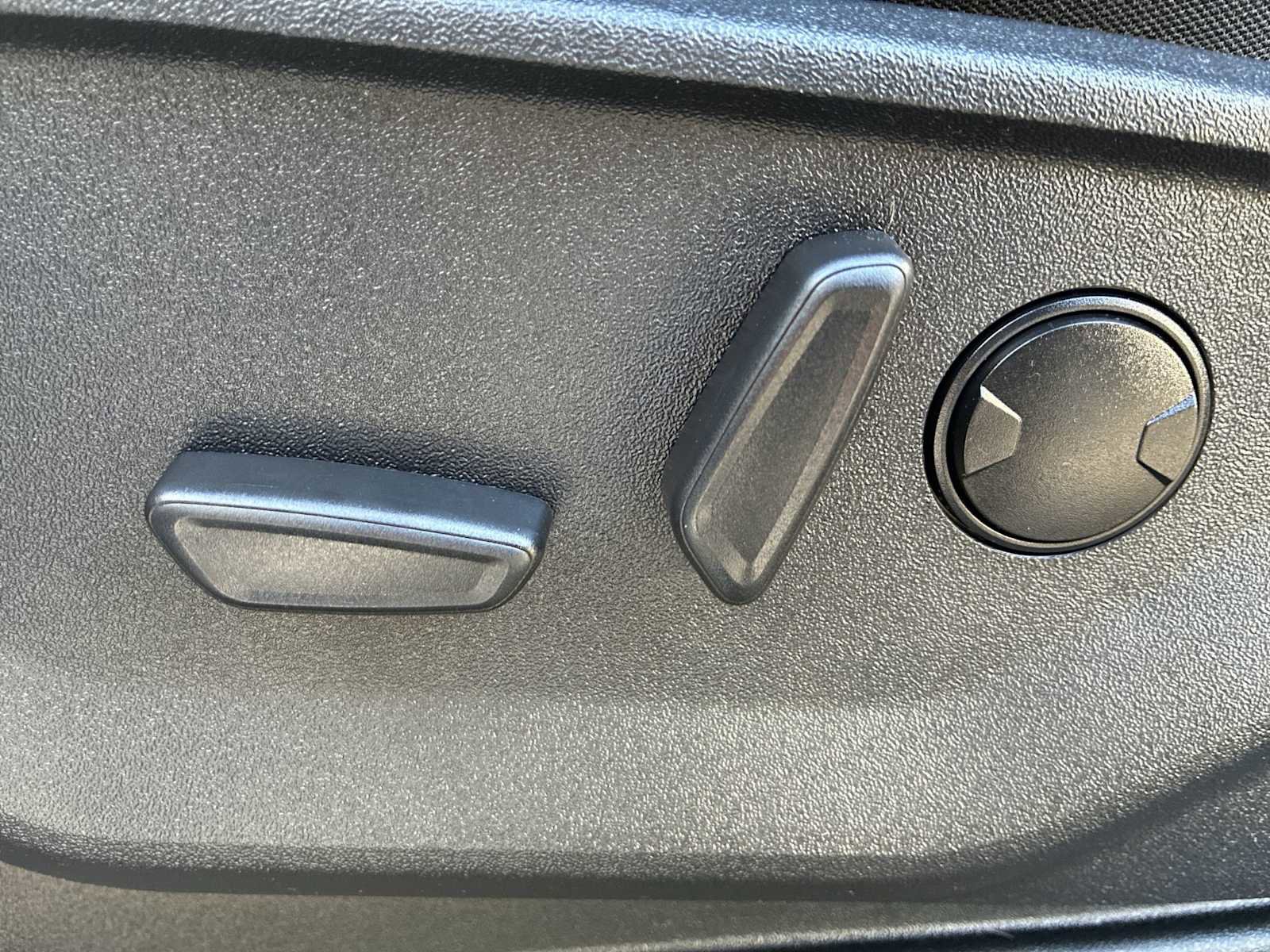 Used 2023 Ford F150 XLT w/ Equipment Group 302A High image 14