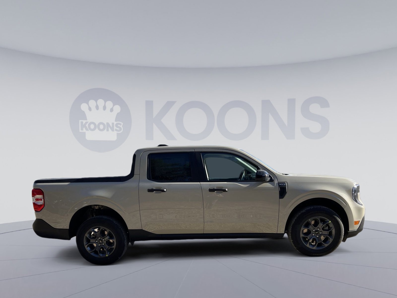 New 2025 Ford Maverick XLT w/ XLT Luxury Package image 8