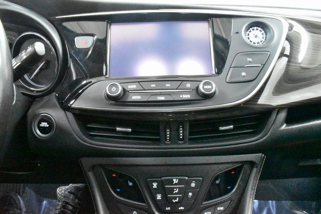 Used 2019 Buick Envision Essence image 21