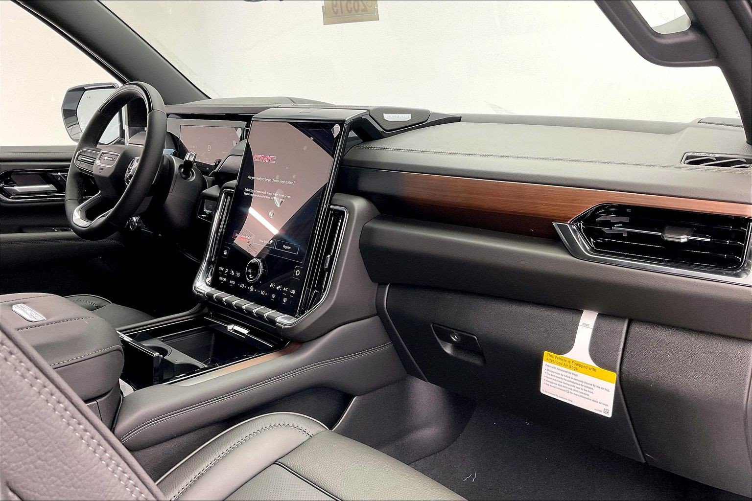 New 2026 GMC Yukon XL Denali w/ Advanced Technology Package AWD/4WD image 6