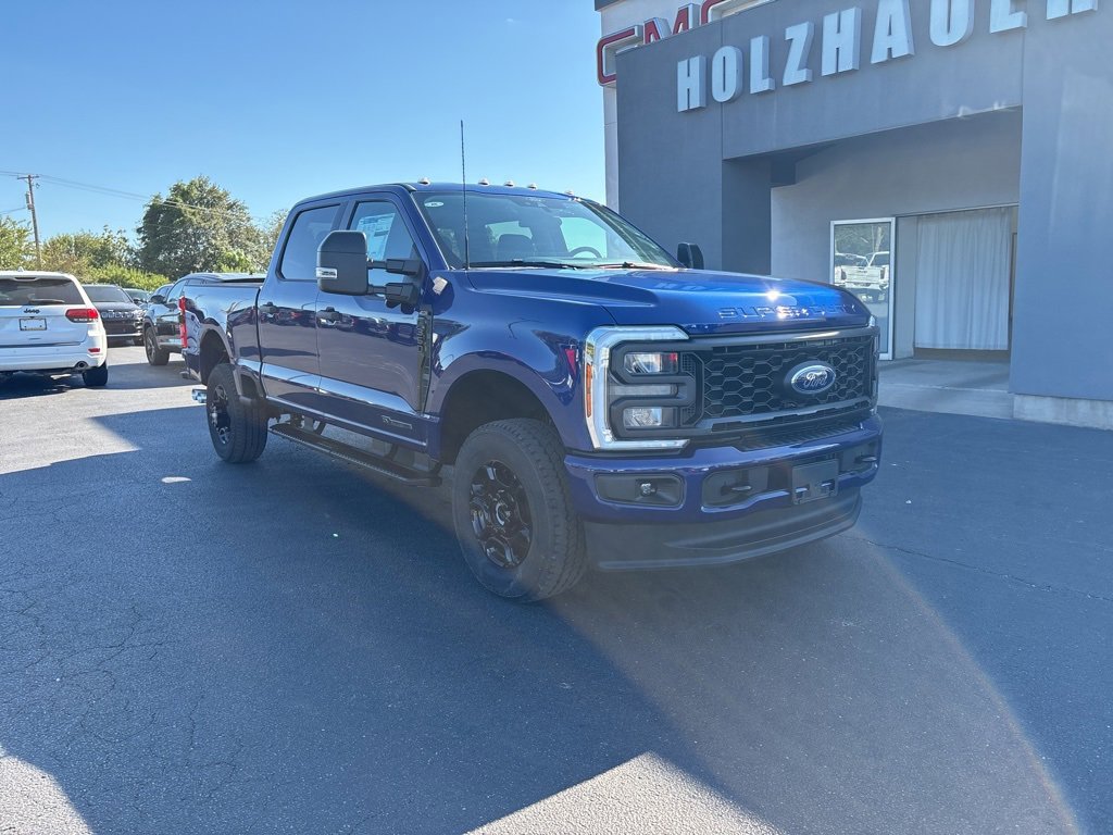 New 2026 Ford F350 XL image 2