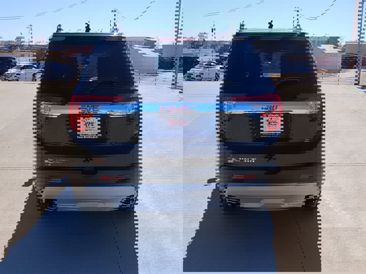 Used 2023 GMC Acadia SLT w/ Preferred Package image 6