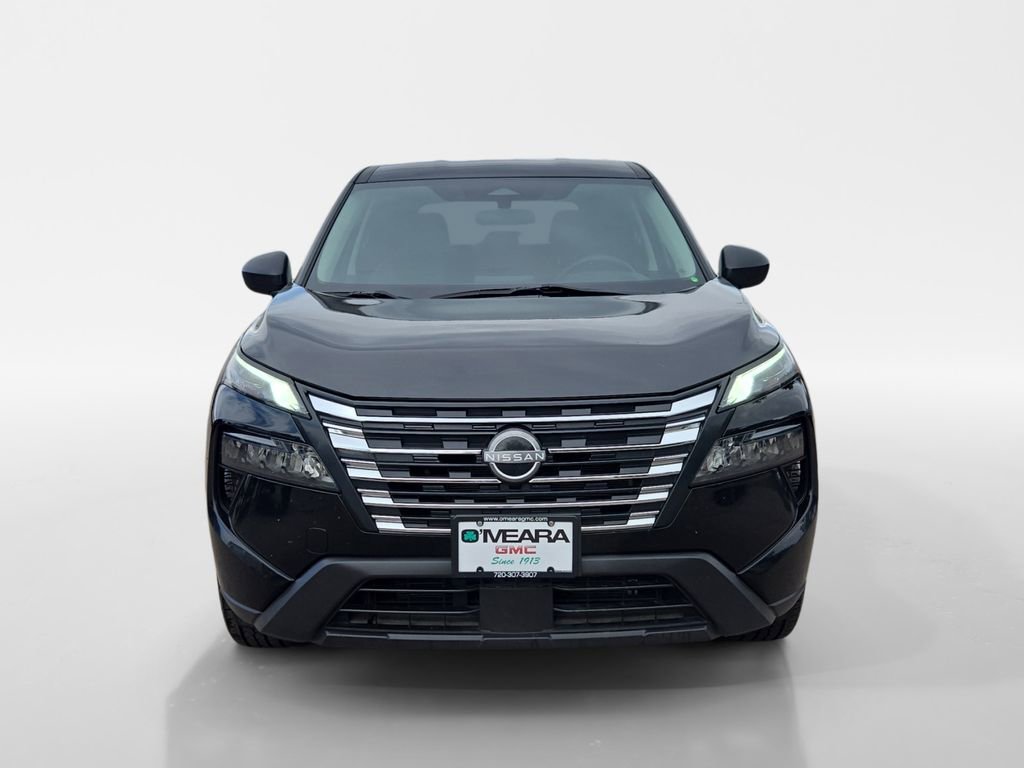 Used 2024 Nissan Rogue S AWD/4WD image 9