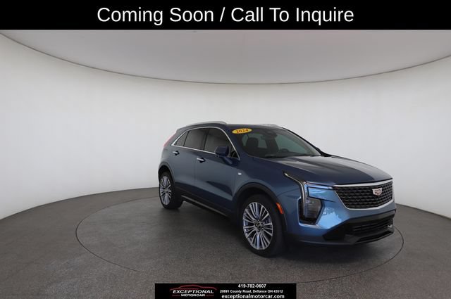 Used 2024 Cadillac XT4 Premium Luxury w/ Technology Package AWD/4WD image 28