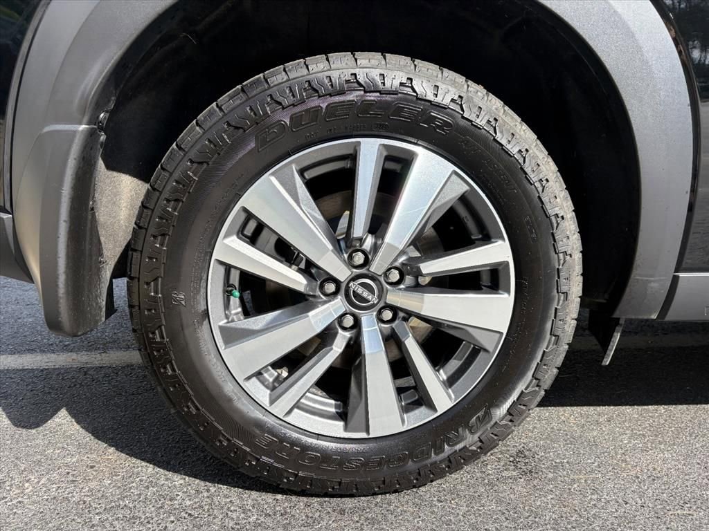 Certified 2024 Nissan Pathfinder SL image 25