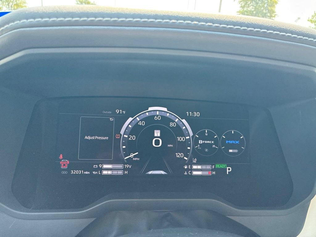 Used 2023 Toyota Sequoia Capstone AWD/4WD image 15