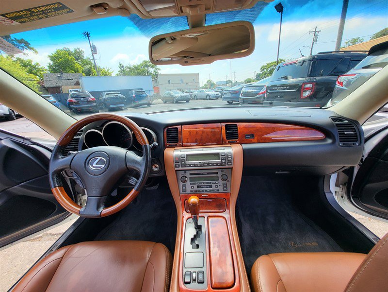 Used 2004 Lexus SC 430 Convertible RWD image 13