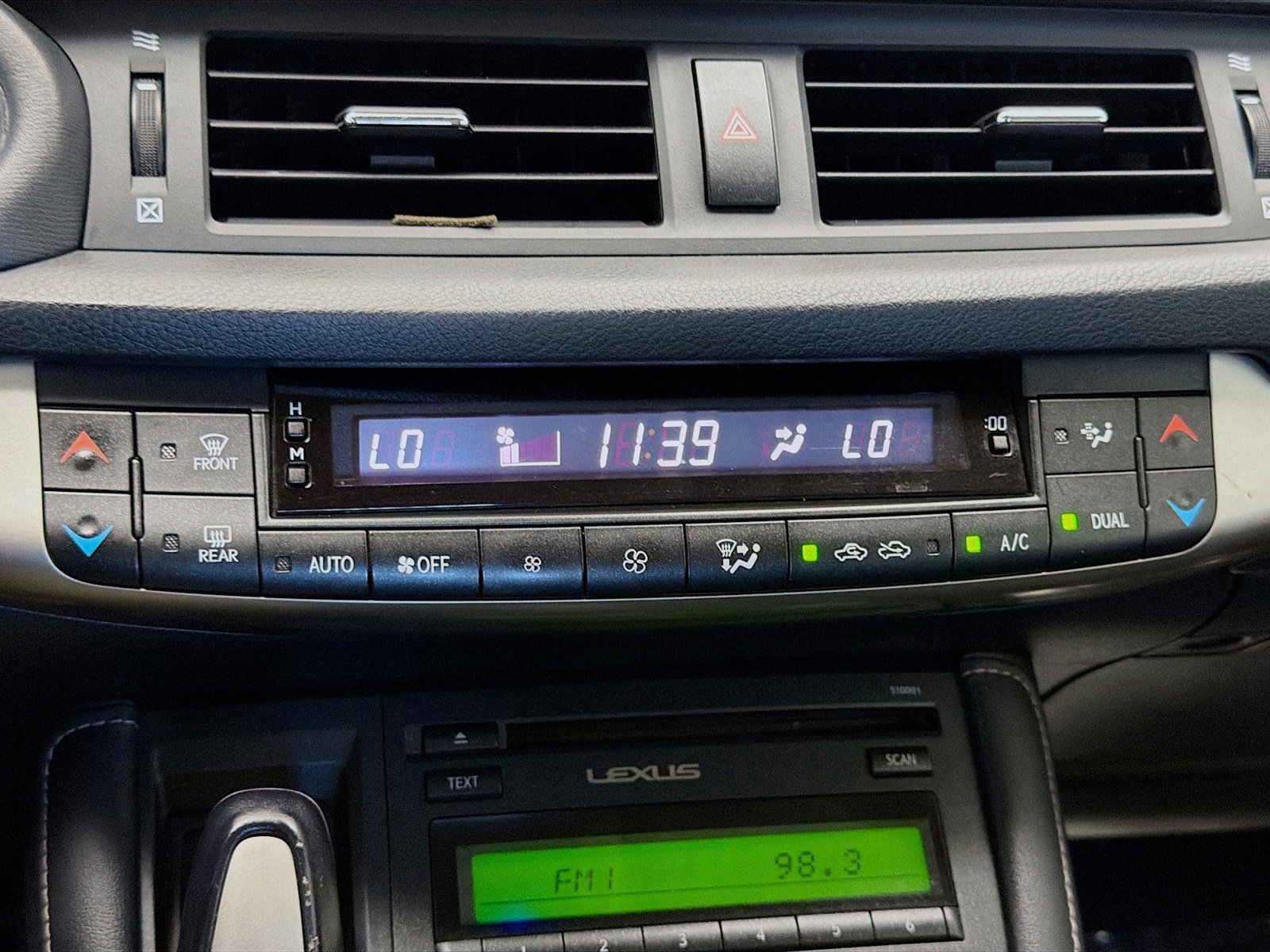 Used 2014 Lexus CT 200h FWD image 10