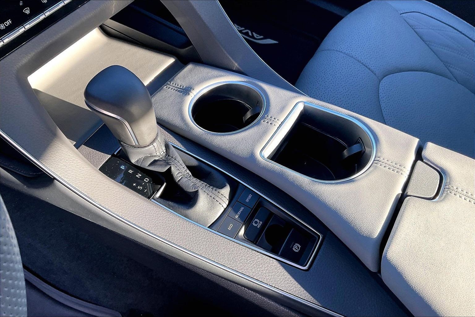 Used 2019 Toyota Avalon Limited w/ Advanced Safety Package image 14