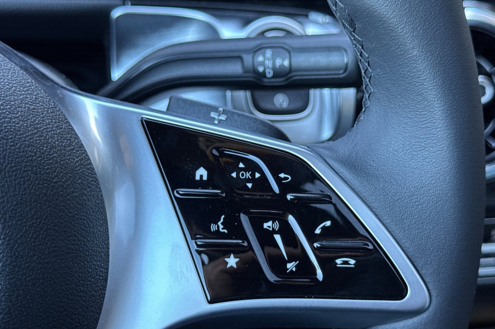 New 2026 Mercedes-Benz GLB 250 image 26