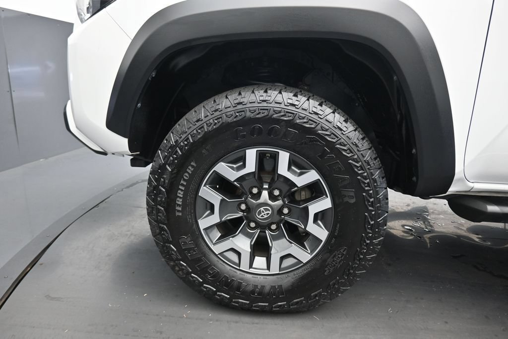 Used 2019 Toyota Tacoma TRD Off-Road AWD/4WD image 54