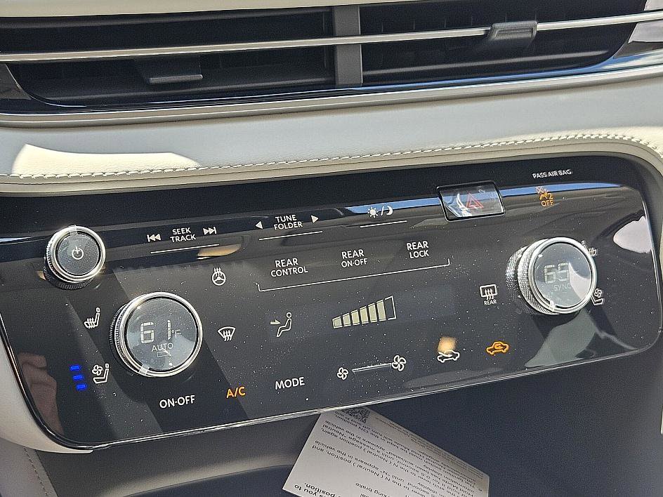 New 2026 INFINITI QX60 Luxe image 22