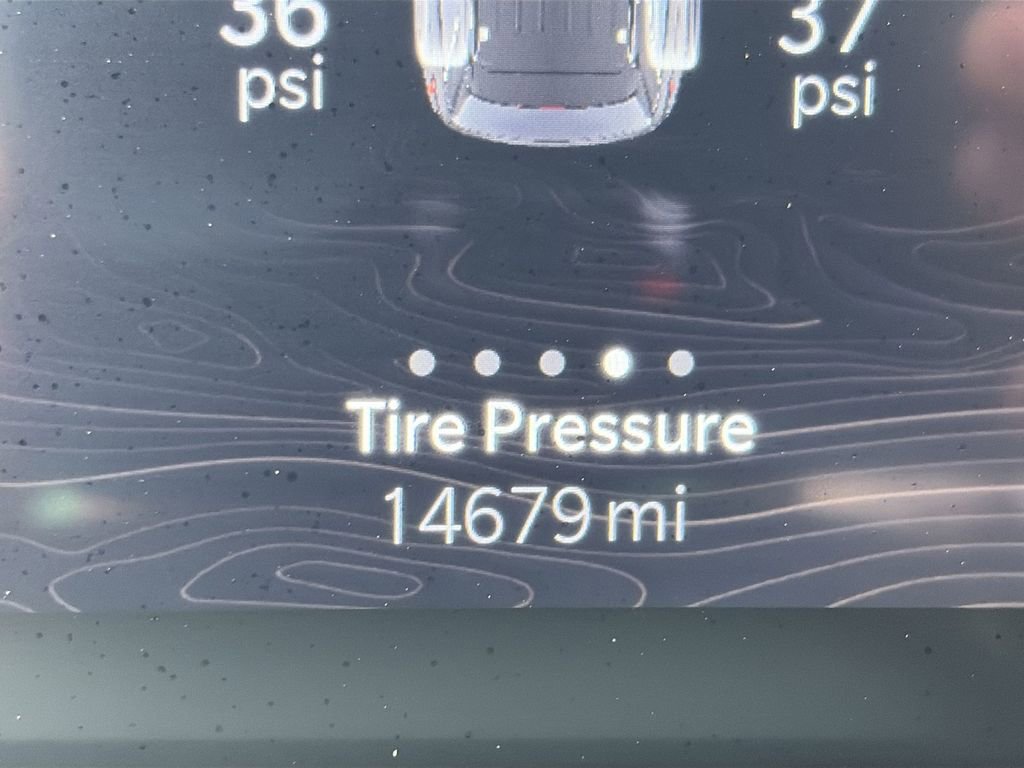 Used 2023 Jeep Grand Cherokee Limited image 18