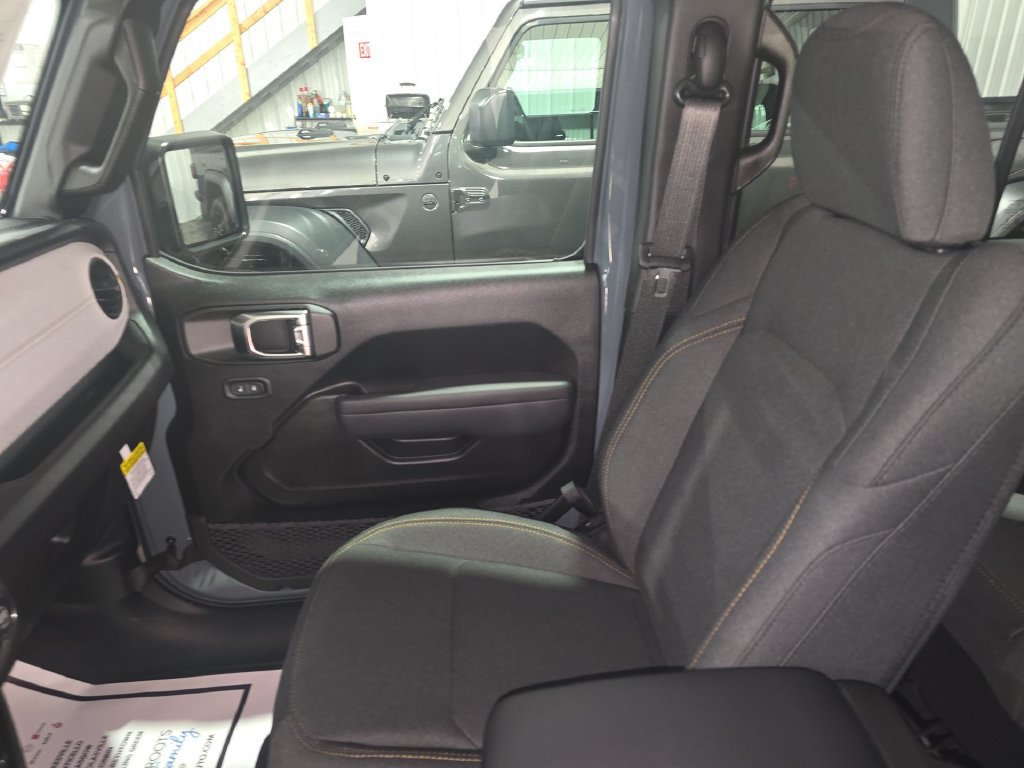 New 2026 Jeep Wrangler Unlimited Sport AWD/4WD image 11