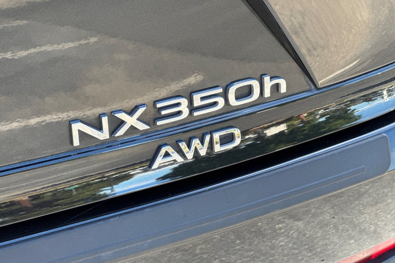 Certified 2024 Lexus NX 350h AWD w/ Cold Area Package image 38