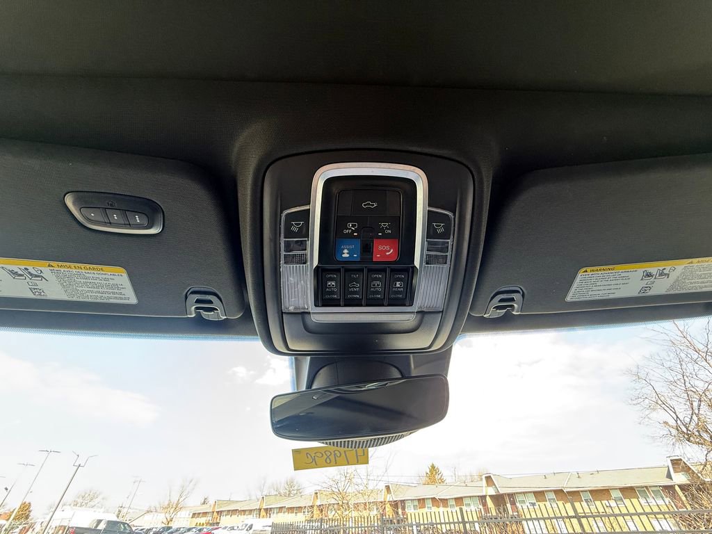 Used 2023 RAM 1500 Laramie image 32