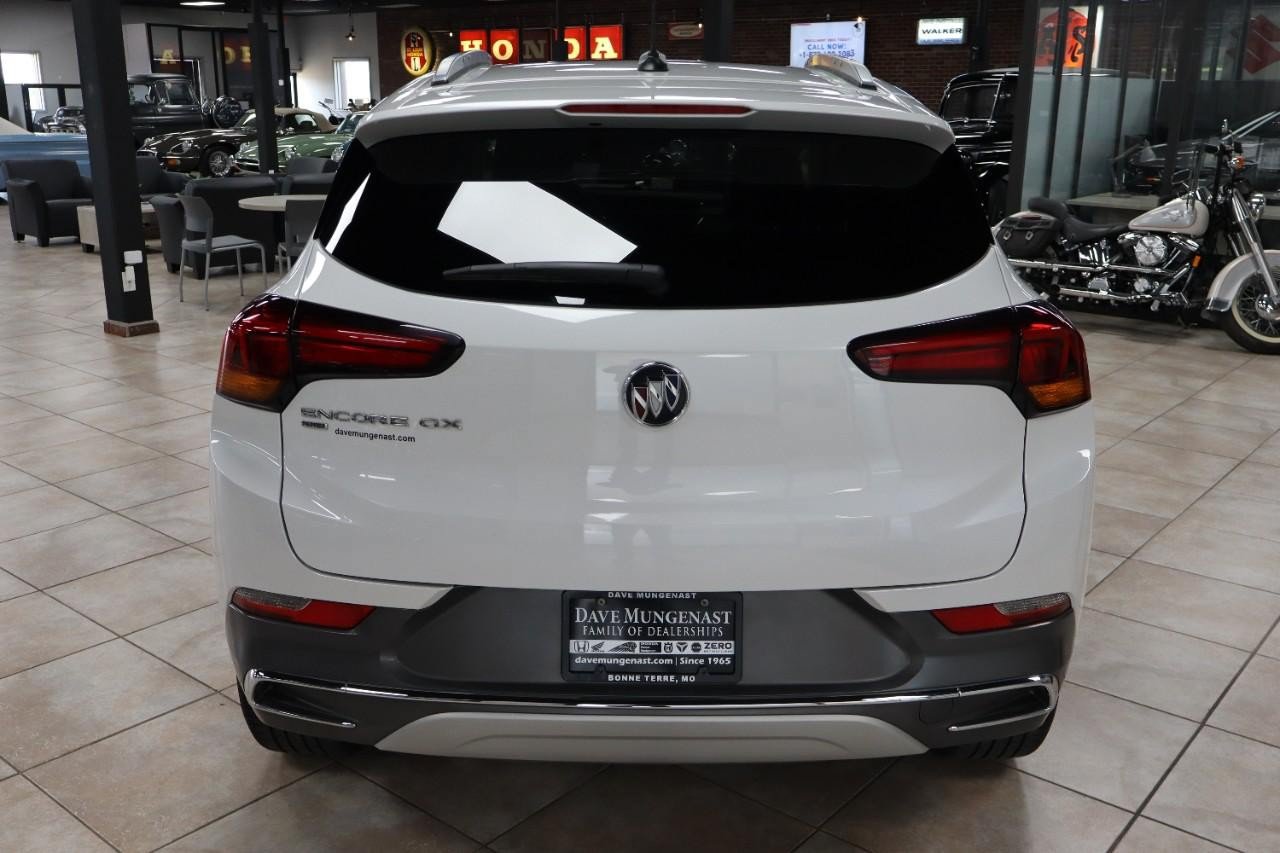 Used 2023 Buick Encore GX Essence w/ Experience Buick Package AWD/4WD image 4