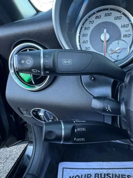 Used 2014 Mercedes-Benz SLK 250 image 44