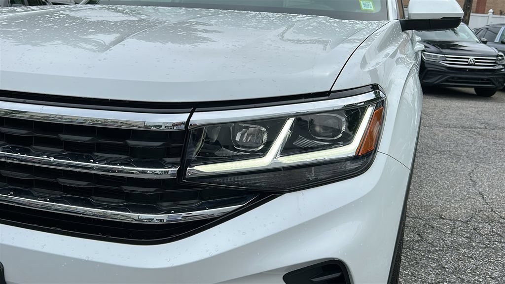 Used 2023 Volkswagen Atlas SEL AWD/4WD image 6